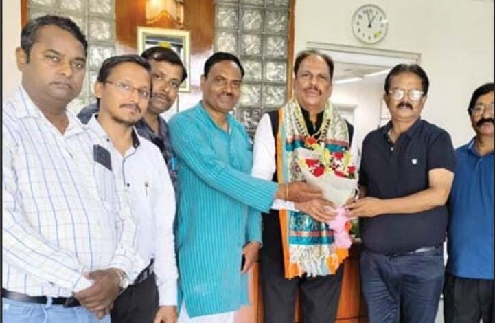 AGRA- ताज नगरी आगरा के जूता उद्योग को लगेंगे पंख : पूरन डाबर 1