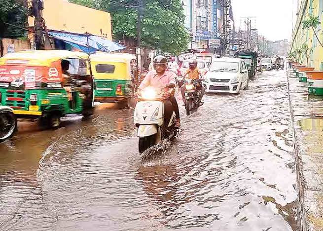 AGRA- आगरा में 24 घंटे में 39 एमएम बारिश 1