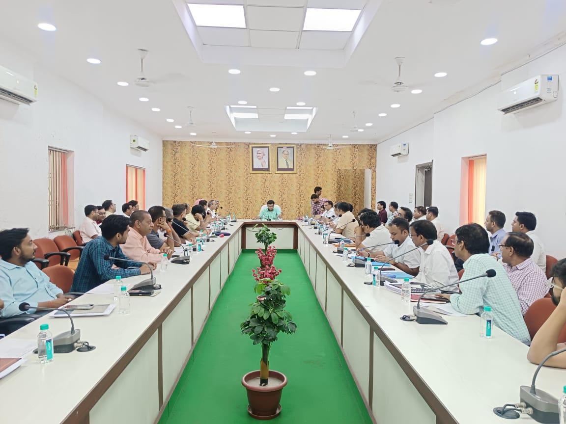 आगरा जिलाधिकारी उद्योग व वाणिज्य बंधु बैठक निर्णय
