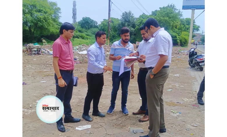 जिलाधिकारी ने ईवीएम व वीवीपैट बेयर हाउस के नवीन भवन स्थापना हेतु स्थल का किया निरीक्षण 1 ईवीएम व वीवीपैट बेयर हाउस