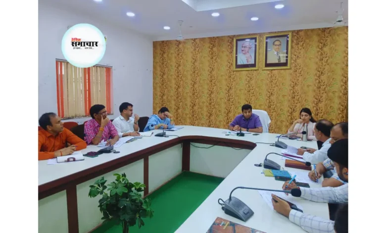 आगरा में गौशाला समीक्षा बैठक सम्पन्न, डीएम ने हरा चारा बुआई के दिए सख्त निर्देश 1 गौशाला