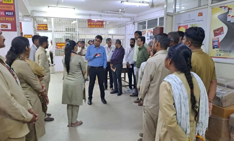 1 जुलाई : 'नेशनल पोस्टल वर्कर्स डे' पर भारतीय डाककर्मियों को सलाम 1 नेशनल पोस्टल वर्कर्स डे