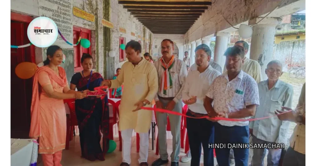 खेरागढ़ द्वितीय विद्यालय, पुस्तकालय, चेयरमैन सुधीर गर्ग