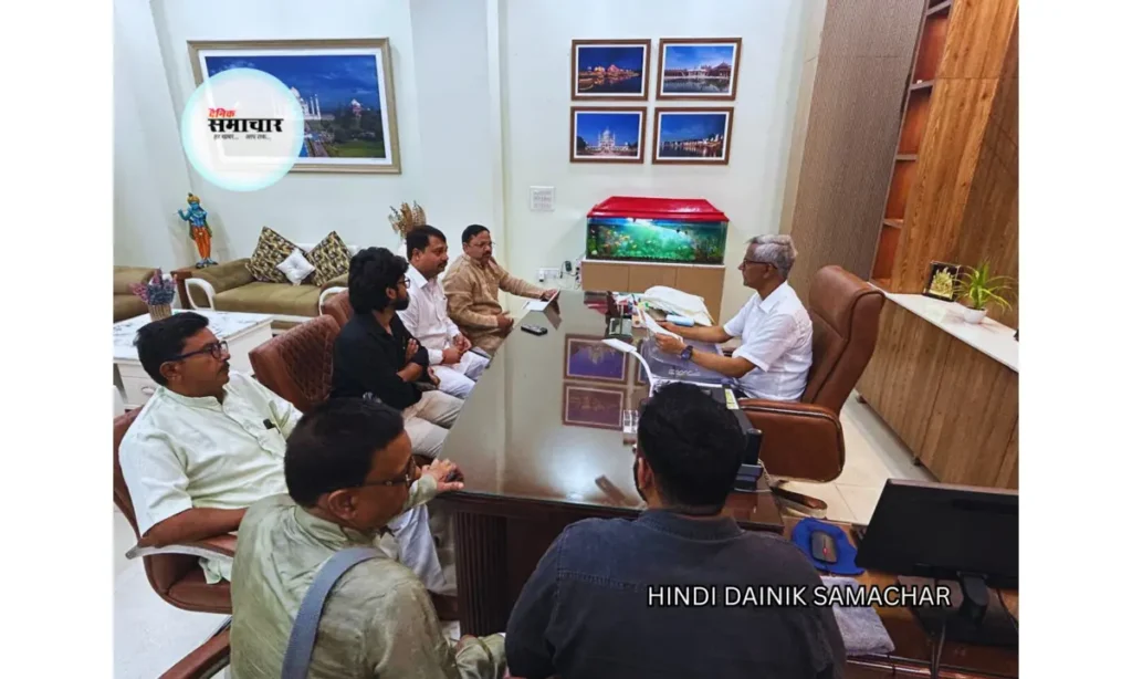 किसान मोर्चा शिष्टमंडल ने मंडलायुक्त से उठाई खाद समस्या किसान मोर्चा, भाजपा