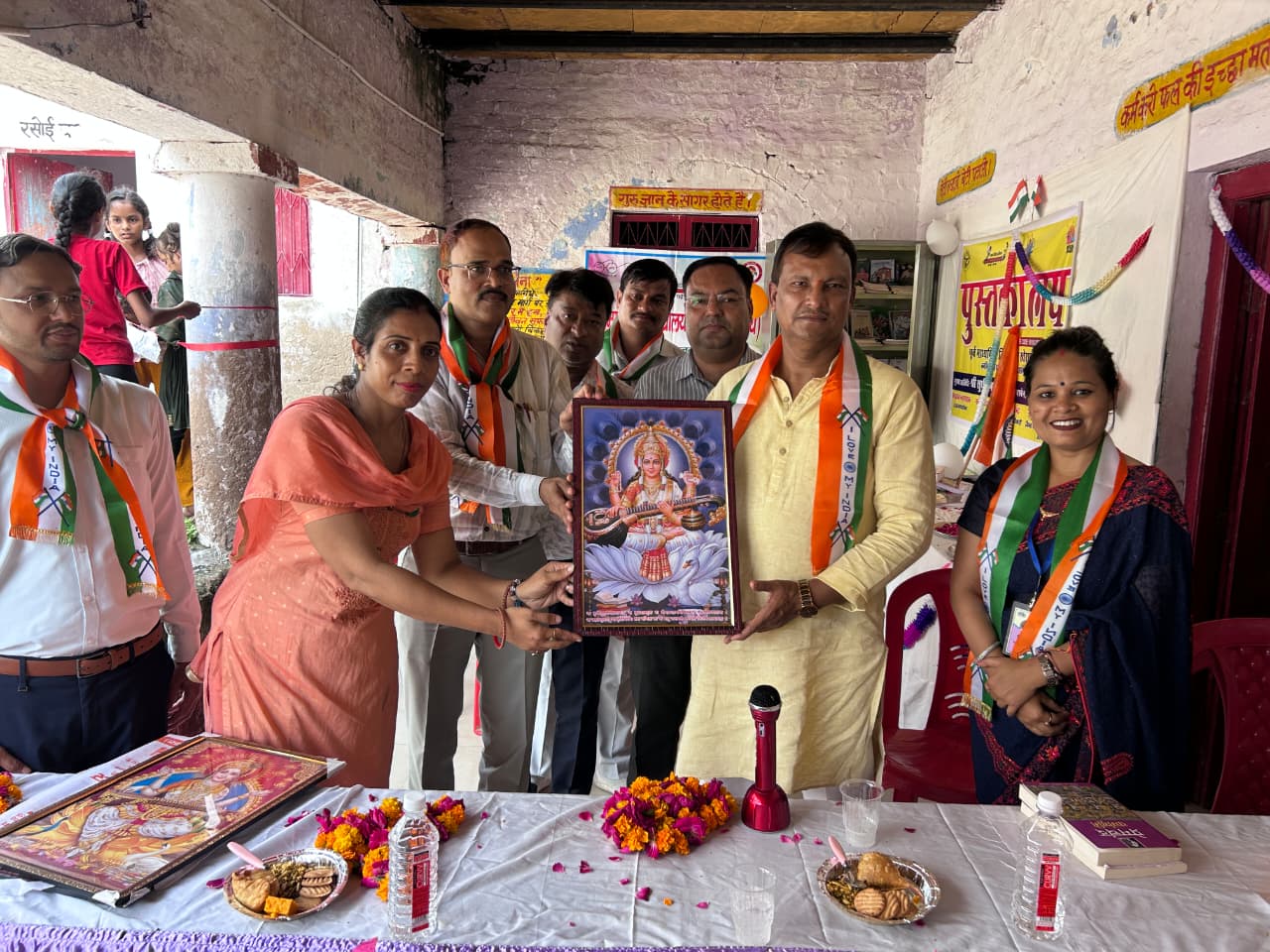 खेरागढ़ द्वितीय विद्यालय, पुस्तकालय, चेयरमैन सुधीर गर्ग