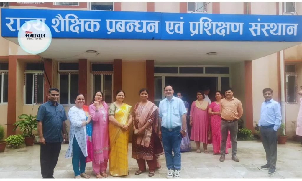 मीना मंच, मास्टर ट्रेनिंग