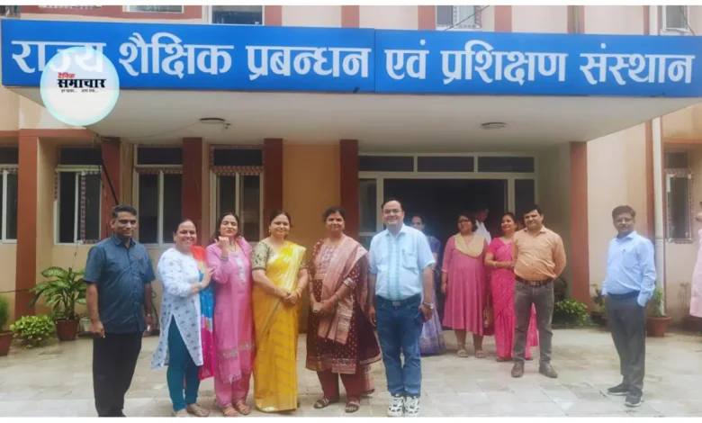 प्रयागराज में मीना मंच मास्टर ट्रेनिंग कार्यशाला शुरू 1 मीना मंच, मास्टर ट्रेनिंग