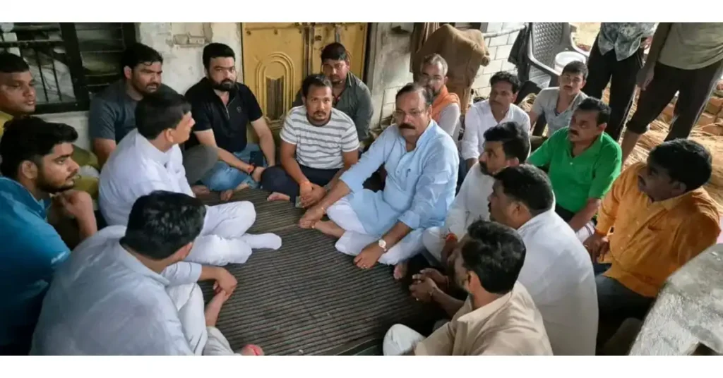 शहीद जवान अमित चौहान : गाँव का वीर सपूत, सांसद राजकुमार चाहर ने पहुँचकर दी श्रद्धांजलि शहीद जवान अमित चौहान