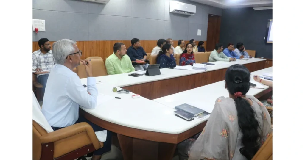 आगरा एनओसी ट्रैकिंग पोर्टल, एनओसी ट्रैकिंग पोर्टल आगरा, मंडलायुक्त शैलेन्द्र कुमार सिंह, आगरा विकास प्राधिकरण, ADA आगरा एनओसी,