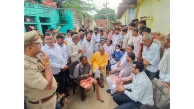 खेरागढ़ बाढ़, विधौली गांव बाढ़, आगरा बाढ़ प्रभावित क्षेत्र, डीएम अरविंद मल्लप्पा बंगारी, विधायक भगवान सिंह, मुख्यमंत्री आपदा राहत कोष, बाढ़ में बच्चे की मौत, खेरागढ़ बाढ़ राहत