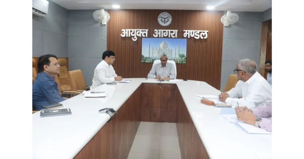 आगरा न्यू सिविल एन्क्लेव, Agra Civil Enclave Project, आगरा हवाई अड्डा, आगरा एयरपोर्ट न्यू टर्मिनल, Agra Airport Expansion, न्यू सिविल एन्क्लेव बैठक