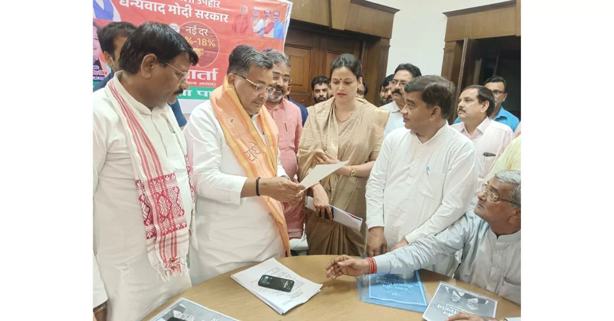 नेक्स्ट-जेन जीएसटी सुधार, मोदी सरकार जीएसटी गिफ्ट, दीपावली से पहले जीएसटी बदलाव, जयवीर सिंह प्रेस वार्ता आगरा, जीएसटी दरों में कटौती 2025, दूध पनीर सस्ता जीएसटी, वाहन जीएसटी 18 प्रतिशत, जीडीपी ग्रोथ जीएसटी सुधार, मोदी सरकार आर्थिक सुधार, आम जनता के लिए राहत