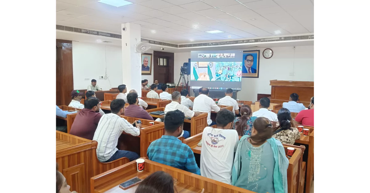 विकसित उत्तर प्रदेश@2047, योगी आदित्यनाथ महा अभियान, मुख्यमंत्री संवाद नगर निकाय, यूपी विकास विजन डॉक्यूमेंट, विकसित भारत-उत्तर प्रदेश पुस्तिका, यूपी 2047 लक्ष्य, यूपी नगर निकाय योजना, यूपी इंफ्रास्ट्रक्चर विकास, योगी आदित्यनाथ यूपी विकास, उत्तर प्रदेश 2047 समृद्धि पर्व