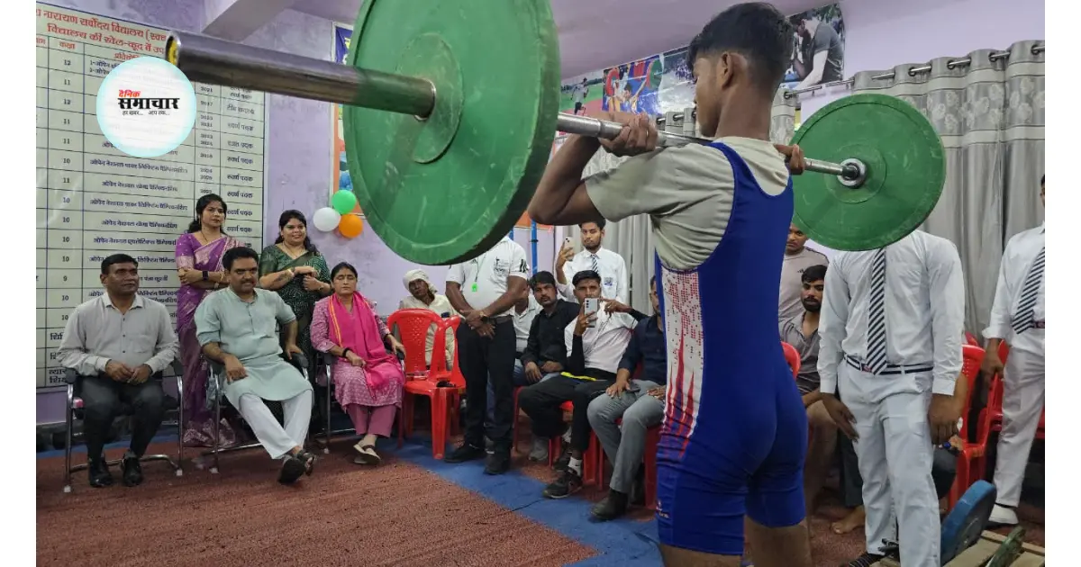 असीम अरुण, समाज कल्याण मंत्री उत्तर प्रदेश, सर्वोदय विद्यालय इटौरा, आगरा शिक्षा समाचार, इंग्लिश लैंग्वेज लैब आगरा, पॉवर लिफ्टिंग लैब आगरा, जयप्रकाश नारायण सर्वोदय विद्यालय