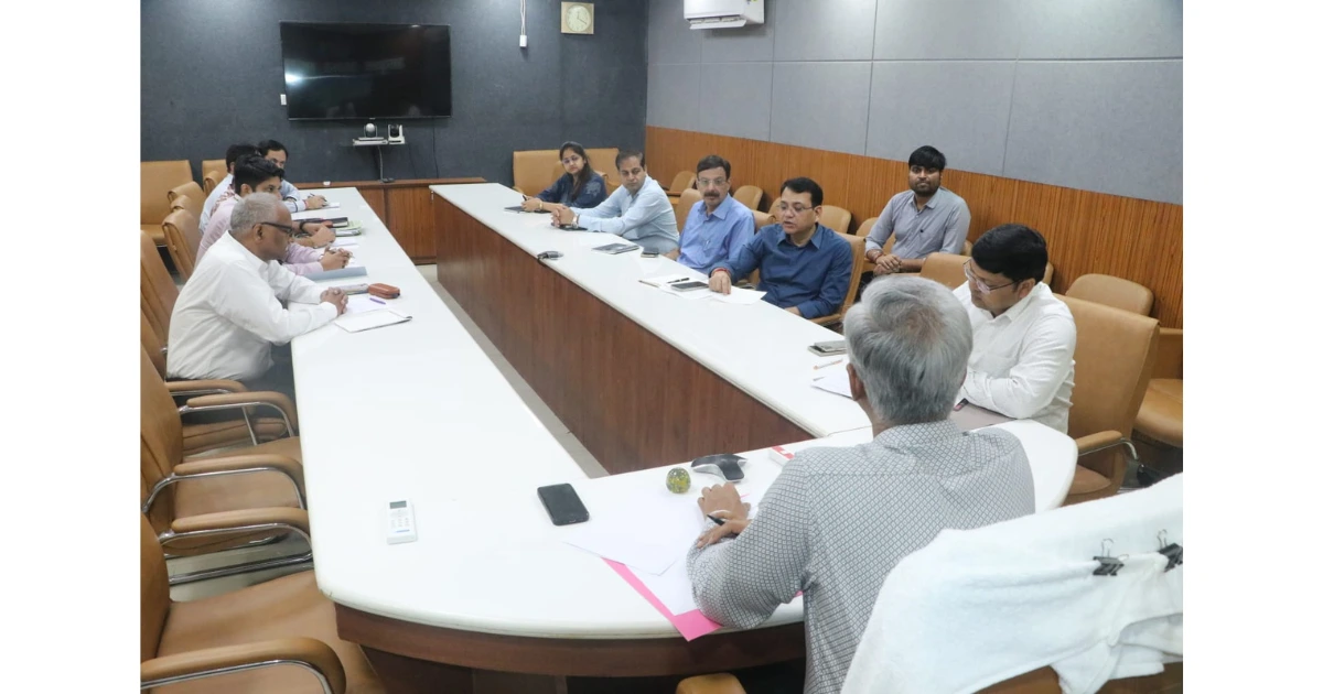 आगरा न्यू सिविल एन्क्लेव, Agra Civil Enclave Project, आगरा हवाई अड्डा, आगरा एयरपोर्ट न्यू टर्मिनल, Agra Airport Expansion, न्यू सिविल एन्क्लेव बैठक