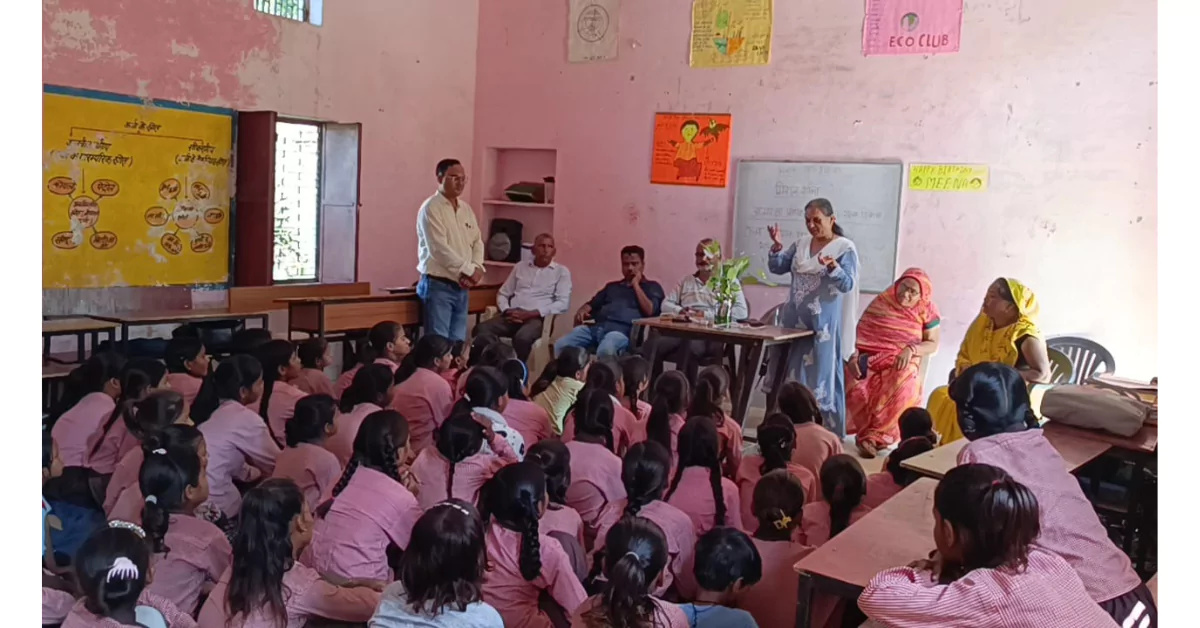 मिशन शक्ति 5.0, मिशन शक्ति अभियान आगरा, भलोखरा विद्यालय आत्मरक्षा प्रशिक्षण, आगरा मिशन शक्ति कार्यक्रम, महिलाओं का आत्मरक्षा प्रशिक्षण, छात्राओं का आत्मरक्षा प्रशिक्षण, महिला सशक्तिकरण आगरा, मिशन शक्ति 5.0 आत्मरक्षा, आगरा महिला सुरक्षा कार्यक्रम, आत्मरक्षा प्रशिक्षण विद्यालय