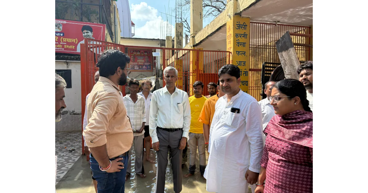 आगरा बाढ़ निरीक्षण, मंडलायुक्त शैलेन्द्र कुमार सिंह, यमुना नदी बाढ़, आगरा बाढ़ राहत शिविर, नगला सोमनाथ बाढ़, कैलाश घाट बाढ़ स्थिति