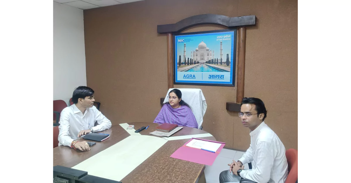 विकसित उत्तर प्रदेश@2047, योगी आदित्यनाथ महा अभियान, मुख्यमंत्री संवाद नगर निकाय, यूपी विकास विजन डॉक्यूमेंट, विकसित भारत-उत्तर प्रदेश पुस्तिका, यूपी 2047 लक्ष्य, यूपी नगर निकाय योजना, यूपी इंफ्रास्ट्रक्चर विकास, योगी आदित्यनाथ यूपी विकास, उत्तर प्रदेश 2047 समृद्धि पर्व