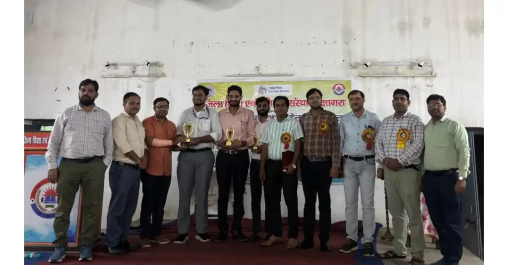 डायट आगरा आर्टिफिशियल इंटेलिजेंस प्रतियोगिता, AI वाद विवाद 2025, आर्टिफिशियल इंटेलिजेंस पर छात्रों के विचार, शिक्षा में AI के फायदे और नुकसान, डायट आगरा शिक्षा समाचार