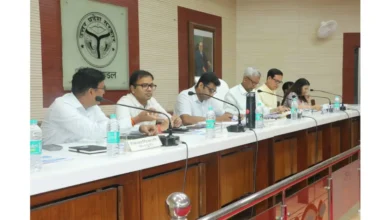 मण्डलायुक्त शैलेन्द्र कुमार सिंह, सीएम डैशबोर्ड समीक्षा बैठक, आगरा मंडल विकास कार्य, पंचायत विकास आगरा, गौशाला सुधार आगरा, आयुष्मान कार्ड पंजीकरण, पीएम सूर्य घर योजना आगरा, सोलर एनर्जी योजना मथुरा, सड़क निर्माण मथुरा, जल जीवन मिशन फिरोजाबाद, शिक्षा विभाग समीक्षा आगरा, पंचायत सहायकों की भर्ती, यूनिसेफ अभियान आगरा, आयुक्त समीक्षा बैठक