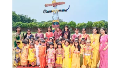 रामानुजन इंटरनेशनल स्कूल दशहरा, राम रावण युद्ध मंचन 2025, रावण दहन आगरा स्कूल, विजयदशमी कार्यक्रम 2025, दशहरा पर्व रामानुजन स्कूल, रामायण मंचन आगरा, बुराई पर अच्छाई की विजय, स्कूल कल्चरल प्रोग्राम दशहरा