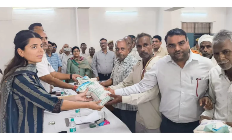 आगरा सरसों मिनिकिट योजना 2025, मुफ्त सरसों बीज यूपी सरकार, पूसा सरसों 32 बीज वितरण, यूपी कृषि समाचार, किसान बीज योजना, agridarshan up gov in, रबी फसल 2025-26, आगरा कृषि विभाग योजना