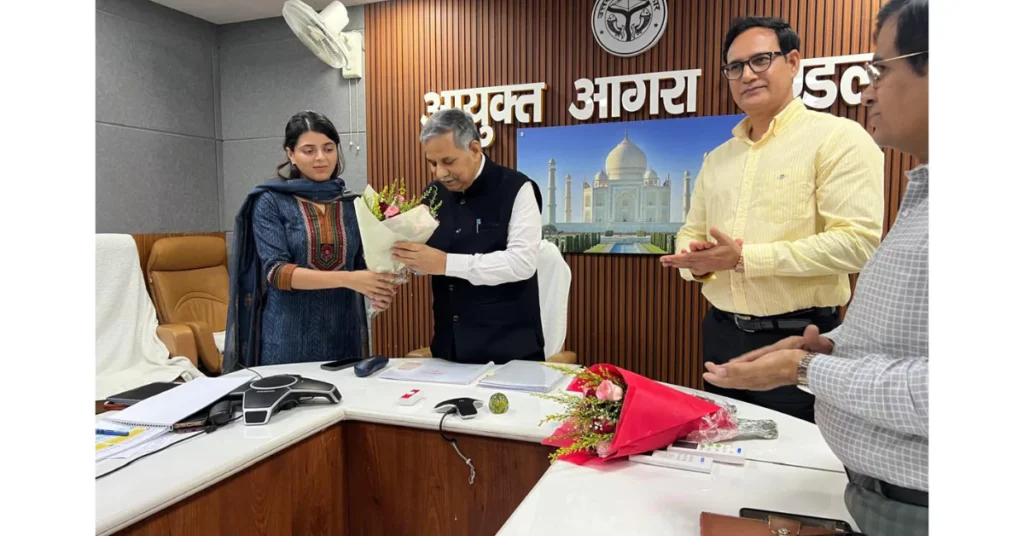 राष्ट्रीय शिक्षा नीति 2020, NEP 2020 उत्तर प्रदेश, विकसित उत्तर प्रदेश 2047, प्रो डीपी सिंह शिक्षा बैठक, आगरा शिक्षा बैठक, उत्तर प्रदेश कौशल विकास, यूपी रोजगार मेला, higher education UP, skill development UP, यूपी शिक्षा सुधार