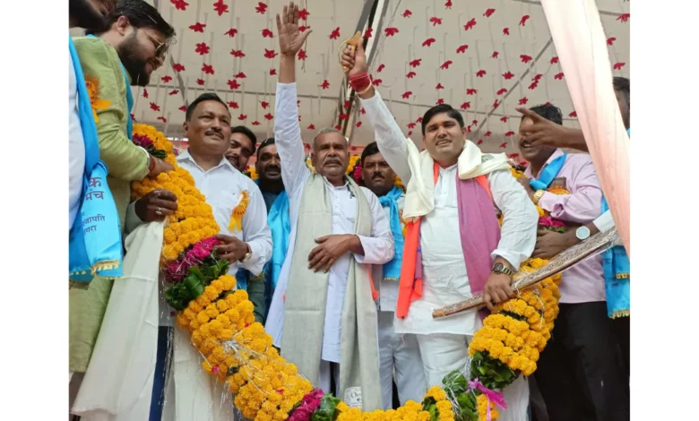 रमेश चन्द्र कुंडे, एसी/एसटी आयोग उत्तर प्रदेश, बाल्मीकि समाज, लाल डिग्गी शाहगंज, आगरा न्यूज़, दलित कल्याण योजना, चिरौली निरीक्षण, बैनई ग्राम पंचायत, अनुसूचित जाति आयोग, जनसुनवाई आगरा, SC ST Commission Uttar Pradesh, Ramesh Chandra Kunde Visit, Agra News Today, Prabhat Pheri Agra, Dalit Welfare News, Mahesh Chaudhary Apna Dal S