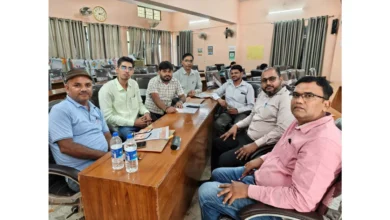 आगरा शिक्षा समाचार, अजय कुमार शर्मा, NCERT कस्टमाइजेशन, EVS पुस्तक, हमारा अद्भुत संसार, राज्य शिक्षा संस्थान प्रयागराज, शिक्षक उपलब्धि, यूपी शिक्षा विभाग, NEP 2020, यूपी एजुकेशन न्यूज, NCERT UP Workshop, Education News India, Shiksha Samachar, Teacher Achievement, Prayagraj Workshop, UP Teachers, Mission Prerna UP