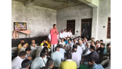 खेरागढ़ हादसा, दुर्गा विसर्जन दुर्घटना, लोधी समाज आगरा, लक्ष्य संस्था आगरा, खुशियापुर हादसा, आगरा न्यूज़, सामाजिक सहायता, आर्थिक मदद, श्रद्धांजलि सभा, आगरा ताज़ा खबरें, यूपी न्यूज़, आगरा समाज समाचार, मानवता की मिसाल, दुखद हादसा, स्थानीय समाचार आगरा