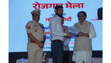 आगरा समाचार, रोजगार मेला, एसपी सिंह बघेल, नरेंद्र मोदी, नियुक्ति पत्र वितरण, सरकारी नौकरी, प्रधानमंत्री रोजगार योजना, आगरा रोजगार मेला, युवाओं को नौकरी, आत्मनिर्भर भारत, केंद्र सरकार योजना, मोदी सरकार उपलब्धि, आगरा कॉलेज कार्यक्रम, यूपी रोजगार समाचार, जॉब फेयर इंडिया, सरकारी योजना समाचार, शिक्षा और रोजगार