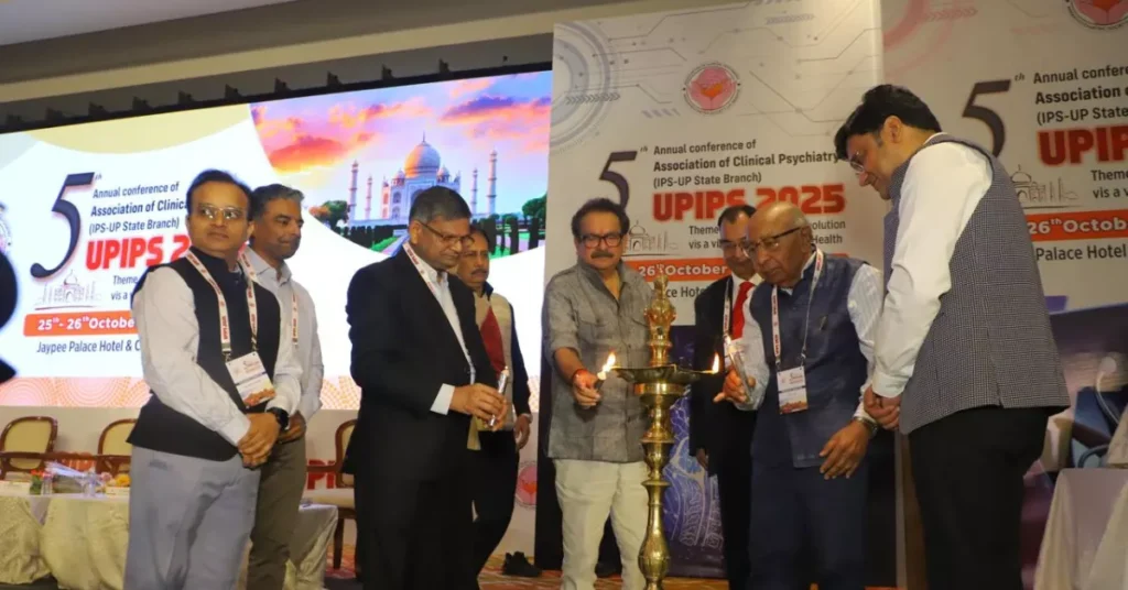आगरा समाचार, एस.पी. सिंह बघेल, यूपीआईपीएस 2025, मानसिक स्वास्थ्य सम्मेलन, मनोचिकित्सक सम्मेलन, डिजिटल हेल्थ केयर, मानसिक स्वास्थ्य जागरूकता, स्वास्थ्य समाचार, जेपी पैलेस होटल आगरा, क्लिनिकल साइकियाट्री एसोसिएशन, प्रो एसपी सिंह बघेल भाषण, मानसिक रोग विशेषज्ञ, स्वास्थ्य सेवाएं भारत, यूपी स्वास्थ्य विभाग, आगरा की ताजा खबर, मानसिक स्वास्थ्य तकनीक, स्वास्थ्य सम्मेलन 2025, मानसिक स्वास्थ्य भारत, मेडिकल कॉन्फ्रेंस आगरा