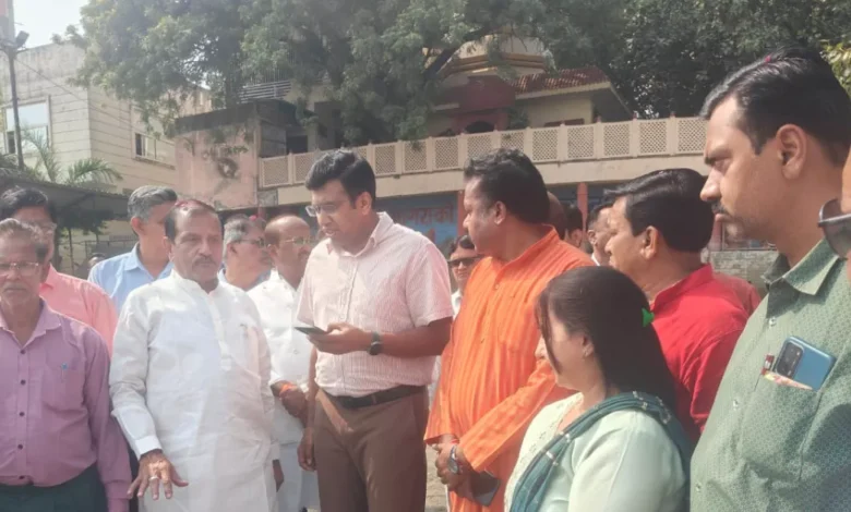 छठ पूजा आगरा, छठ पूजा तैयारी, बल्केश्वर घाट आगरा, कैलाश घाट निरीक्षण, जिलाधिकारी अरविंद मल्लप्पा बंगारी, विधायक पुरुषोत्तम खंडेलवाल, आगरा समाचार, यमुना घाट सुरक्षा, छठ पूजा 2025, आगरा प्रशासन, छठ पूजा व्यवस्था, आगरा छठ घाट, डीएम आगरा निरीक्षण, यूपी न्यूज़, छठ पर्व आगरा