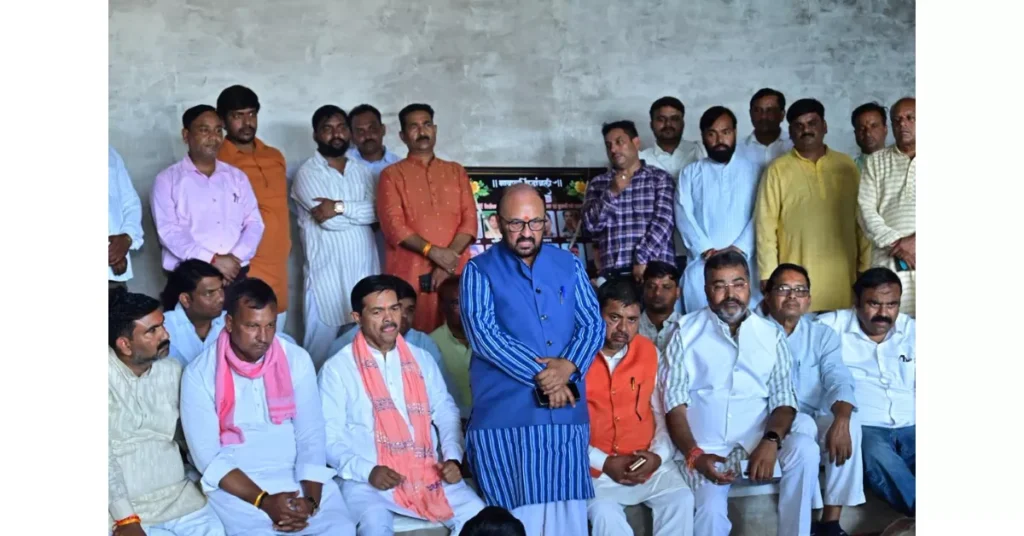 खेरागढ़ हादसा, कुसियापुर हादसा, मूर्ति विसर्जन दुर्घटना, बीएल वर्मा, योगेंद्र उपाध्याय, आगरा न्यूज़, खेरागढ़ न्यूज़, आगरा हादसा, खेरागढ़ श्रद्धांजलि, मूर्ति विसर्जन हादसा, यूपी सरकार, आगरा अपडेट्स, dainik samachar, latest uttar pradesh news