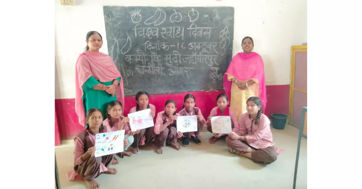 विश्व खाद्य दिवस, आगरा समाचार, खंदौली विद्यालय, संतुलित आहार, पोषण जागरूकता, बाल स्वास्थ्य, स्कूल कार्यक्रम, स्वास्थ्य विभाग आगरा, मिड डे मील योजना, वृक्षारोपण कार्यक्रम, शिक्षा विभाग, मिशन पोषण, बच्चों का स्वास्थ्य, एस शेरवानी, hindi news, agra latest news, world food day india, nutrition awareness program, school health camp