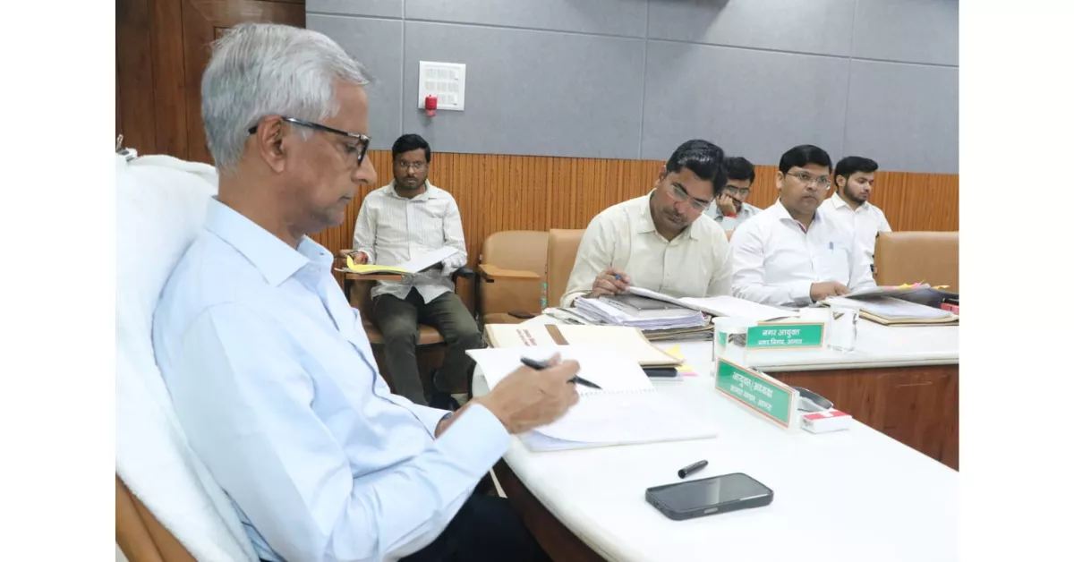 आगरा विकास प्राधिकरण, आगरा बोर्ड बैठक 2025, Shailendra Kumar Singh, इनर रिंग रोड आगरा, अटलपुरम योजना, शास्त्रीपुरम हाईट्स, ताजनगरी योजना, आगरा टाउनशिप परियोजना, एडीए बैठक निर्णय, आगरा निर्माण योजनाएं, Agra Development Authority, Agra Urban Planning, Agra Infrastructure Update, Agra Real Estate News, Agra Civic Development, Agra Ward Reorganization, Agra Land Acquisition, Agra Cultural Programs, Agra Housing Scheme, Agra Municipal News, Agra Board Meeting Updates, Agra Urban Projects, Agra Master Plan, Agra Town Planning, Agra Citizen Services, Agra Road Development