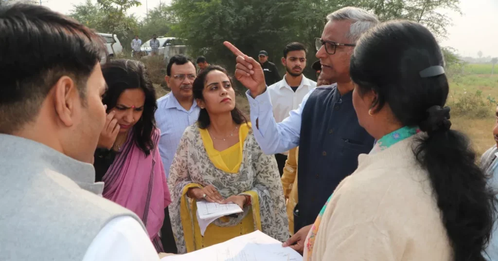 एडीए प्रोजेक्ट्स, आगरा विकास प्राधिकरण, अटलपुरम टाउनशिप, मंडलायुक्त निरीक्षण आगरा समाचार, शमशाबाद फ्लाईओवर ब्यूटीफिकेशन, इनर रिंग रोड आगरा विकास, ADA प्रोजेक्ट समयसीमा, आगरा यातायात सुधार परियोजना