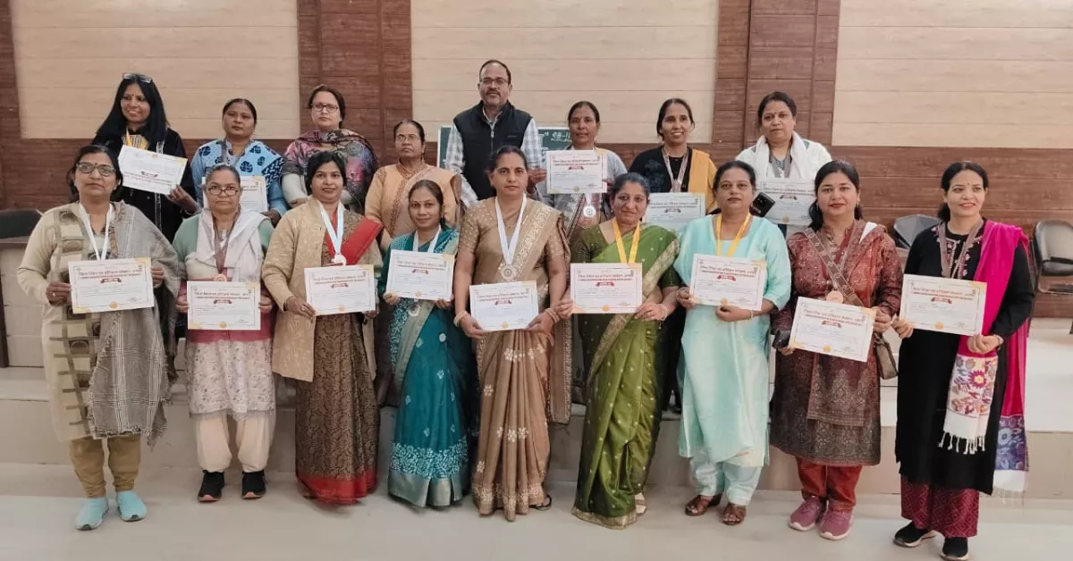 एनएमएमएस परीक्षा 2025, DIET आगरा, शिक्षक सम्मान समारोह, परिषदीय विद्यालय, शिक्षा समाचार उत्तर प्रदेश, छात्रवृत्ति योजना, आगरा शिक्षा खबरें, सरकारी स्कूल उपलब्धि