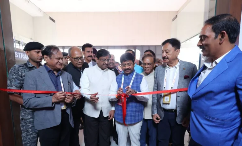 मीट एट आगरा 2025, जूता उद्योग आगरा, फुटवियर निर्यात यूपी, MSME विकास यूपी, आगरा ट्रेड सेंटर मेला, फुटवियर एक्सपोर्ट इंडिया, यूपी उद्योग निवेश, आगरा औद्योगिक समाचार, फुटवियर मेला आगरा, नन्द गोपाल गुप्ता नंदी आगरा, पूरन डावर फुटवियर उद्योग, आगरा व्यापार समाचार