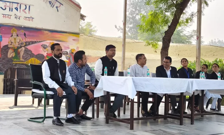 विधिक सेवा दिवस, आगरा विधिक जागरूकता शिविर, जिला विधिक सेवा प्राधिकरण आगरा, legal services authority UP, free legal aid India, prisoners legal rights India, judicial awareness camp UP, legal rights for inmates, legal aid defense system India, Agra legal news