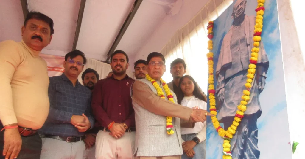 रन फॉर यूनिटी आगरा, सरदार पटेल जयंती 150, अखंड भारत, लौह पुरुष पटेल, एकता मार्च आगरा, आगरा न्यूज़, युवा पदयात्रा यूपी, प्लास्टिक मुक्त भारत, नशा मुक्त भारत, मिशन शक्ति आगरा, Sardar Patel Unity March