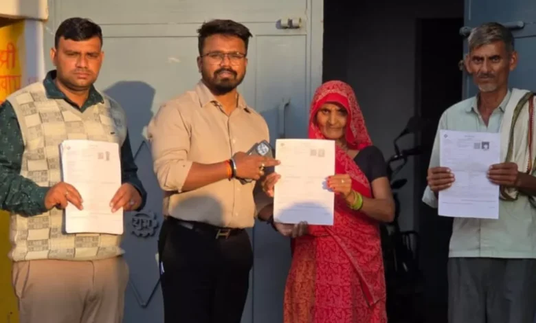 SIR अभियान तेज़, SIR campaign Agra, special intensive revision UP, voter list update India, ब्लो सर्वे UP, आगरा निर्वाचन समाचार, DM Arvind Mallappa Bangari, voter enumeration forms, election commission India update, voter form-6-7-8-8A, मतदाता सूची अद्यतन अभियान