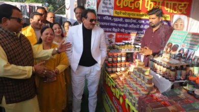 केंद्रीय मंत्री एसपी सिंह बघेल, आगरा खादी प्रदर्शनी, खादी ग्रामोद्योग आगरा, एसपी सिंह बघेल आगरा समाचार, खादी प्रदर्शनी उद्घाटन, आगरा न्यूज अपडेट, आगरा खादी और ग्रामोद्योग मेला, ODOP उत्पाद आगरा, बलकेश्वर मैदान प्रदर्शनी, खादी वस्त्र मेला, इंडिया खादी एक्पो आगरा, आगरा ब्रेकिंग न्यूज, स्वदेशी उत्पाद प्रदर्शनी, खादी मेले में क्या मिलेगा, मेला आगरा आज की खबर, आगरा लोकल न्यूज