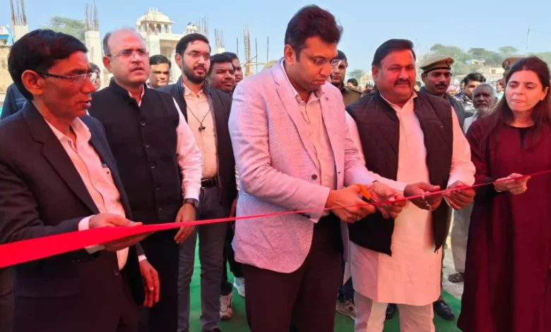 अटल बिहारी वाजपेयी जयंती, बटेश्वर धाम किसान मेला, विराट किसान मेला आगरा, अटल जयंती कार्यक्रम, कृषि प्रदर्शनी आगरा, किसान मेला बाह, अटल जयंती 2025, कृषि विभाग आगरा, अटल बिहारी वाजपेयी कार्यक्रम, बटेश्वर धाम समाचार, किसान समाचार हिंदी, government event agra, agriculture news hindi