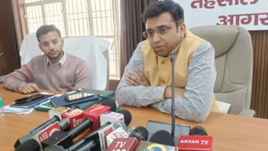 Agra Breaking News, आगरा न्यूज़, वोटर सूची अपडेट, गणना पत्र जमा, BLO निर्देश, SIR अभियान उत्तर प्रदेश, जिलाधिकारी आगरा बयान, 11 दिसंबर अंतिम तिथि वोटर फॉर्म, वोटर लिस्ट संशोधन अभियान, Election Commission UP, बूथ स्तर अधिकारी, मतदाता सूची अपडेट, BLO हेल्पडेस्क आगरा, मतदान अधिकार, ड्राफ्ट वोटर लिस्ट 2026, voter list update Agra, SIR 2026 campaign UP