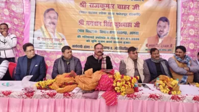 खेरागढ़ सड़क निर्माण, राजकुमार चाहर सांसद, भगवान सिंह कुशवाहा विधायक, आगरा विकास समाचार, सड़क चौड़ीकरण परियोजना, फतेहपुर सीकरी क्षेत्र विकास, bhoomi poojan road project, agra infrastructure news