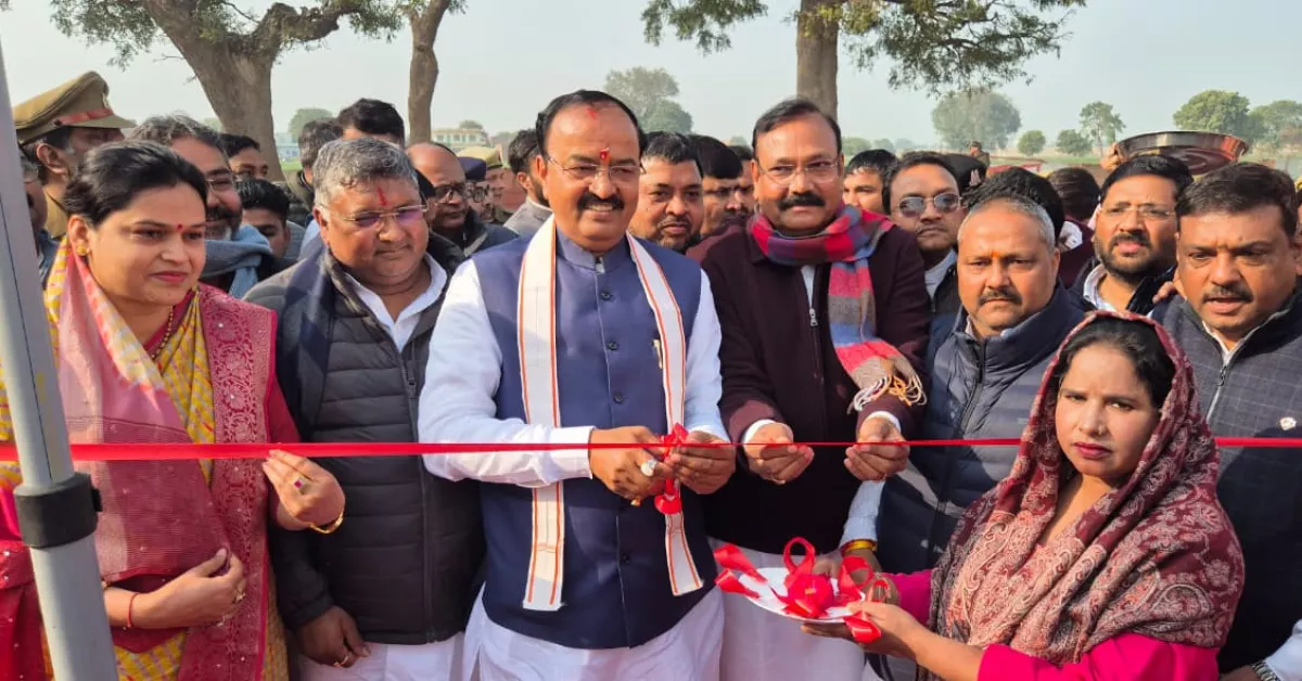 उपमुख्यमंत्री उ.प्र. सरकार केशव प्रसाद मौर्य, विकसित भारत जी राम जी अधिनियम, केशव प्रसाद मौर्य आगरा दौरा, 125 दिन रोजगार गारंटी, ग्रामीण रोजगार योजना 2025, ग्राम चौपाल फतेहाबाद, उत्तर प्रदेश सरकार योजना, smart village scheme up, rural livelihood mission hindi