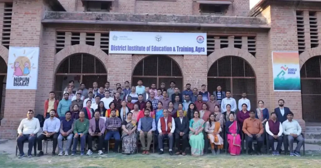 डायट आगरा कार्यशाला 2026, सार्वभौमिक मानव मूल्य कार्यक्रम, अनिरुद्ध यादव प्राचार्य डायट आगरा, एआरपी एसआरजी प्रशिक्षण आगरा, शिक्षा में मानव मूल्य, राज्य शैक्षिक अनुसंधान परिषद उत्तर प्रदेश, आगरा शिक्षा समाचार, शिक्षक प्रशिक्षण कार्यशाला आगरा, नैतिक शिक्षा कार्यक्रम 2026, आगरा ताजा शिक्षा खबर