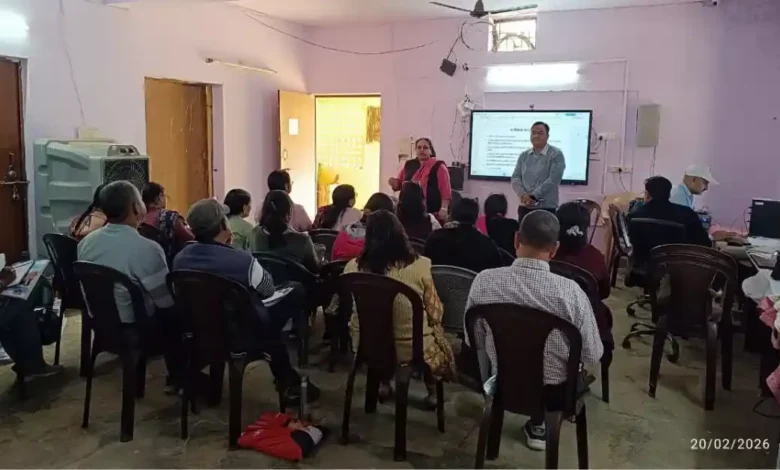 पावर एंजेल मीना मंच प्रशिक्षण आगरा, एत्मादपुर शिक्षा कार्यक्रम 2026, अछनेरा मीना मंच कार्यशाला, बालिका सशक्तिकरण प्रशिक्षण, पॉक्सो अधिनियम जागरूकता स्कूल, राष्ट्रीय शिक्षा नीति 2020 प्रशिक्षण, आगरा बेसिक शिक्षा समाचार, शिक्षक प्रशिक्षण कार्यक्रम आगरा, मीना मंच गतिविधि विद्यालय, आगरा ताजा शिक्षा खबर