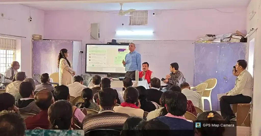 पिनाहट बीईओ बैठक 2026, आगरा शिक्षा समीक्षा बैठक, उमेश कुमार गौतम खंड शिक्षा अधिकारी, डीबीटी अपार आईडी समीक्षा, निपुण विद्यालय आकलन पिनाहट, स्मार्ट क्लास आईसीटी लैब निर्देश, बीआरसी पिनाहट बैठक, प्रधानाध्यापक मासिक समीक्षा आगरा, बेसिक शिक्षा परिषद समाचार, आगरा ताजा शिक्षा खबर 2026